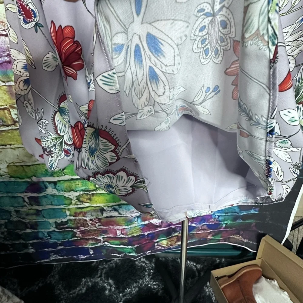 Parker Women Cold shoulder Peplum Ruffle Violet Garden Blouse Size Small NWT